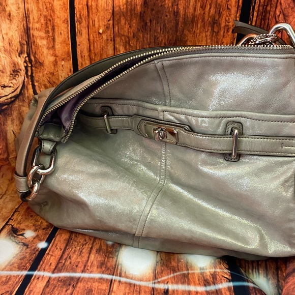 Coach - Silver - - Picture 5 of 7